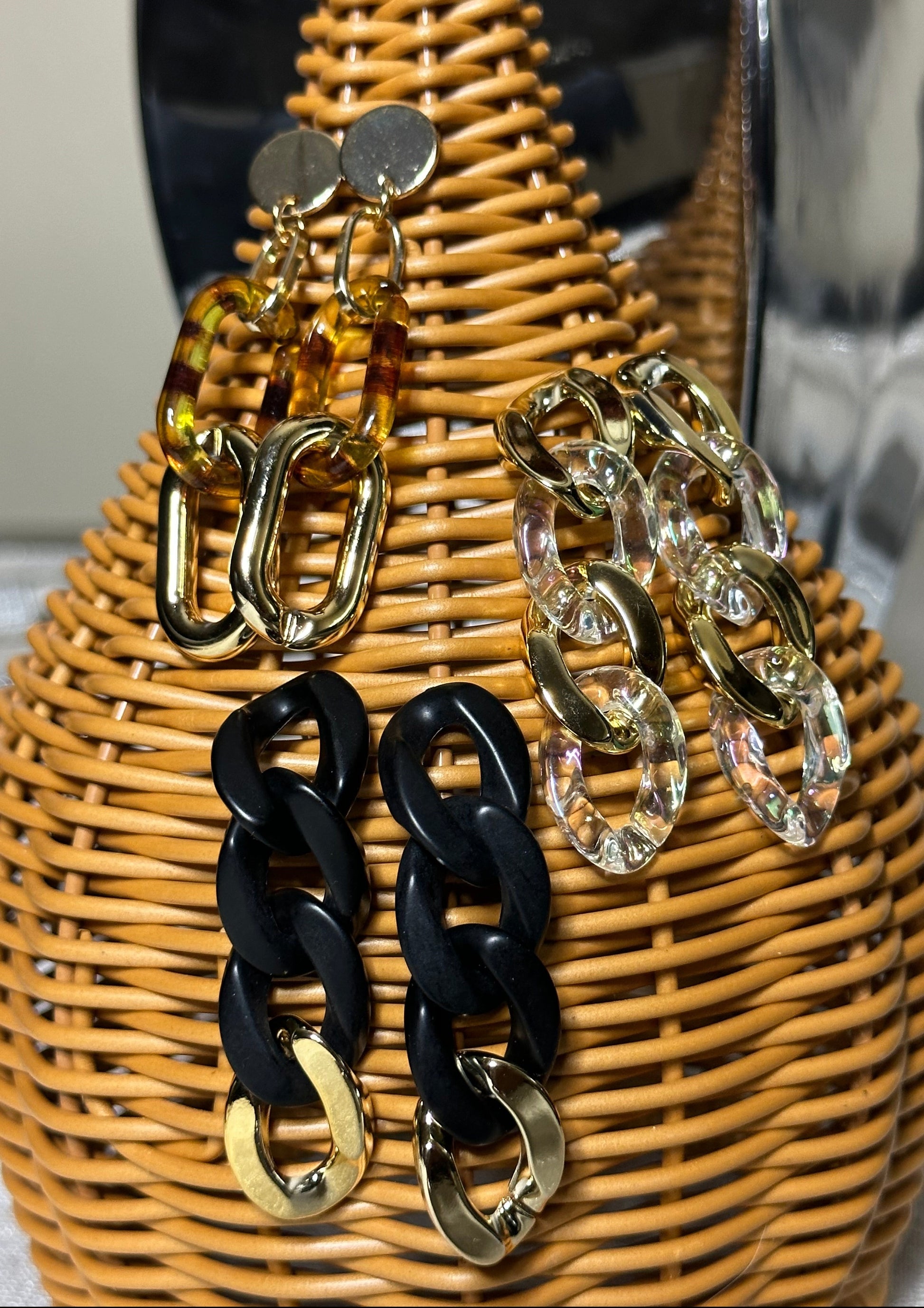 Linked Earrings  (3 Colors)