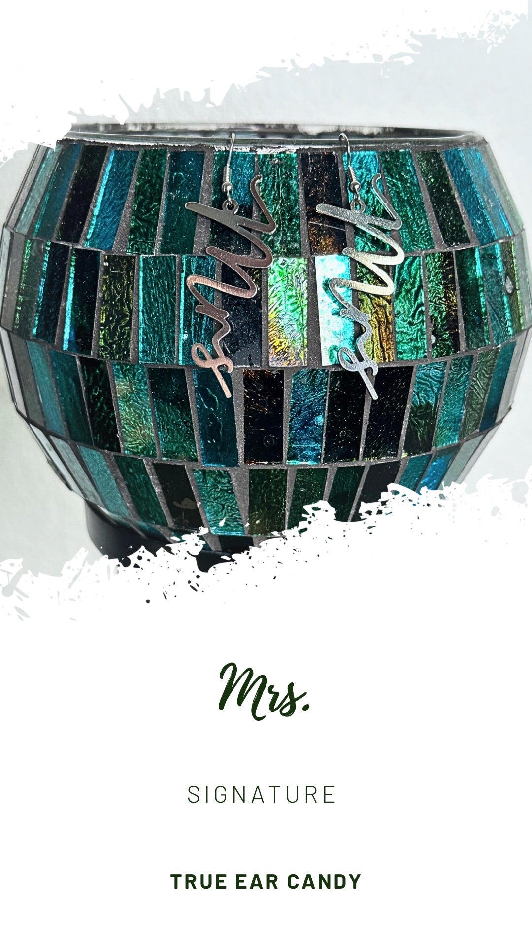 Mrs. Signature Earrings￼