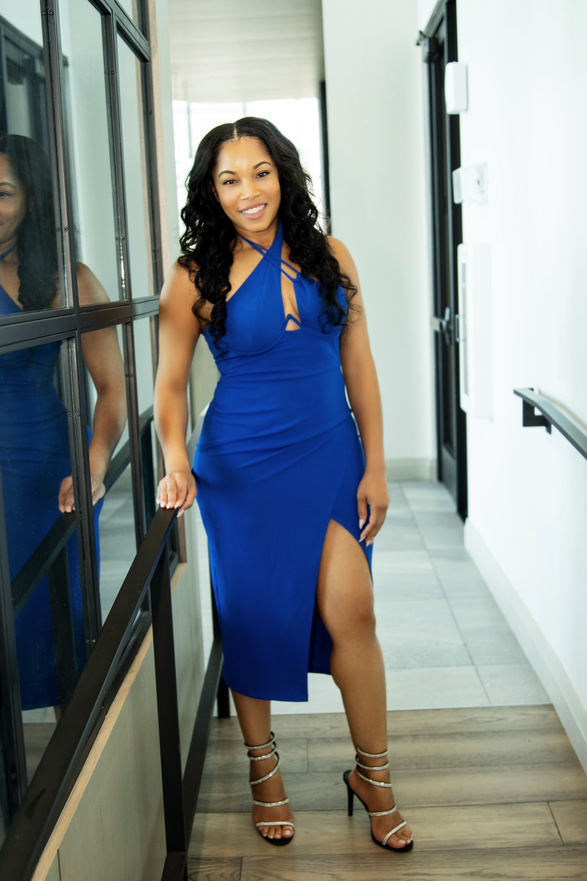 Balance Criss-Cross Halter Midi Dress L Slim Cut