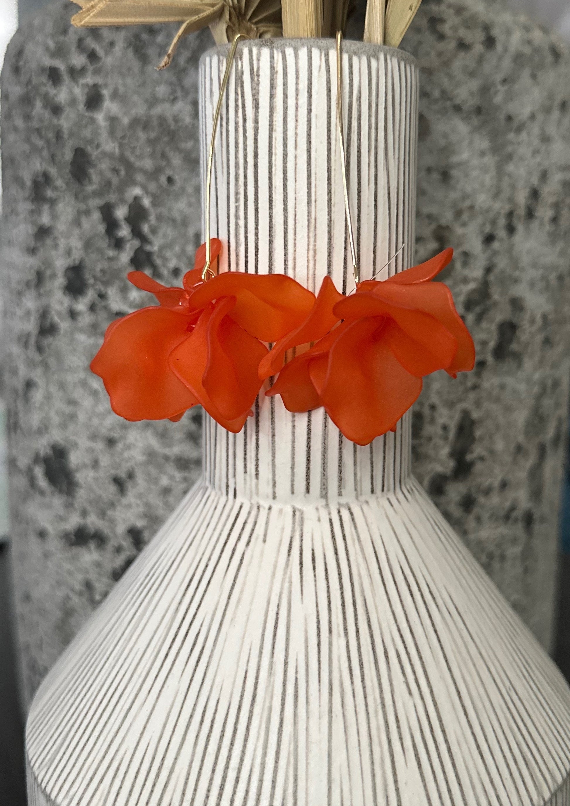 Flow Petal Earrings (3 Colors)