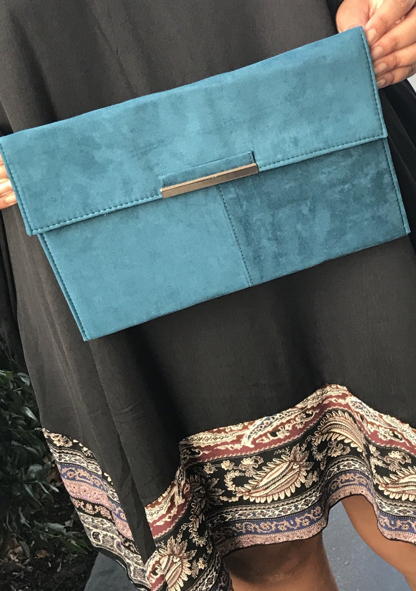 TRUE+ ~Celebrate Black Daytime Dress ~ Clutch Accent - TRUE. 