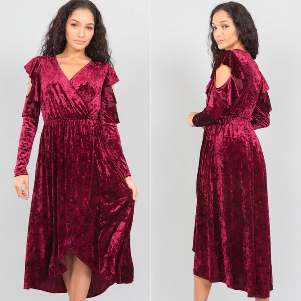 ~Queening Red Velvet Dress - TRUE. 