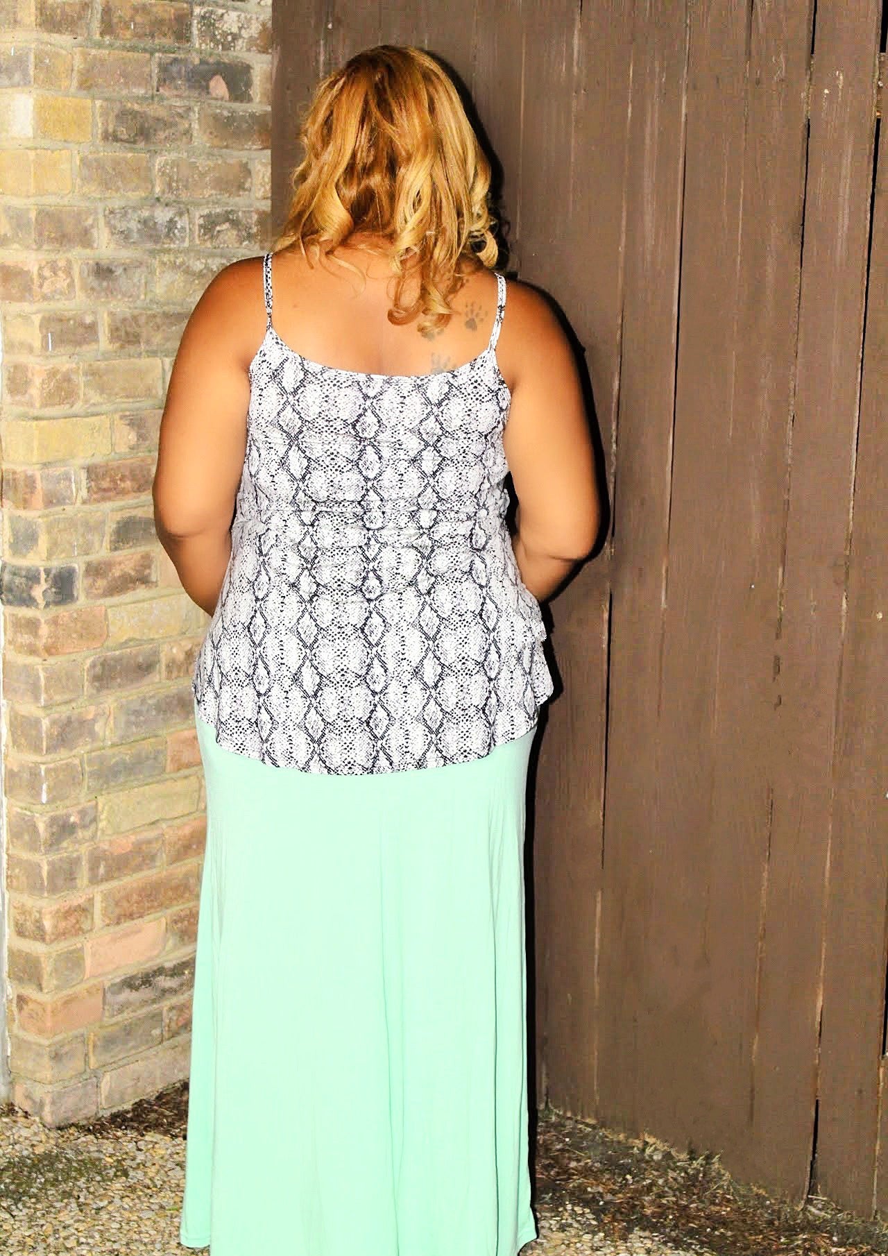 TRUE+ Invest Mint Maxi Skirt